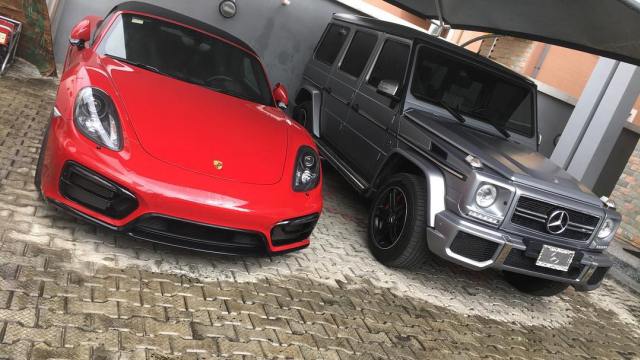 Patoranking acquires a G-Wagon and Porsche at the same time!
