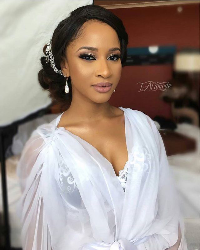 Banky's wife, Adesua Etomi.