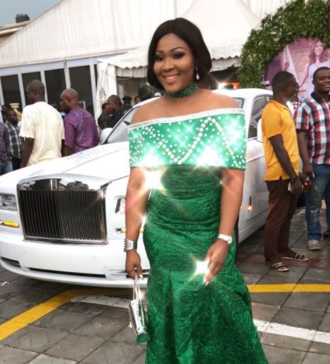 Photos From The Lavish Wedding In Edo That Gave Guests Brand New Cars As Souvenirs.