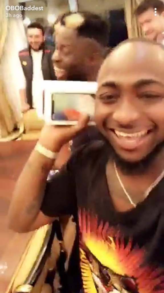 Davido buys iPhone X for all of his team members (photos/video)