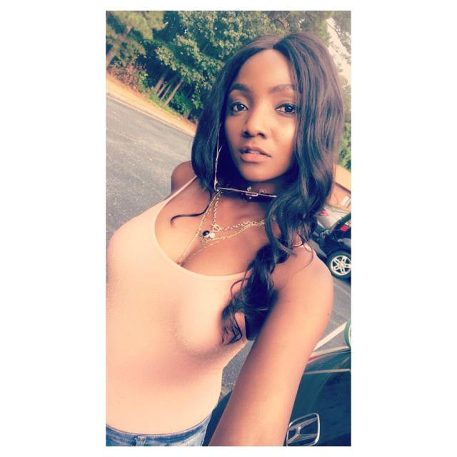 'Simi, you're getting fat o' - Body shamers come for Simi in recent photo