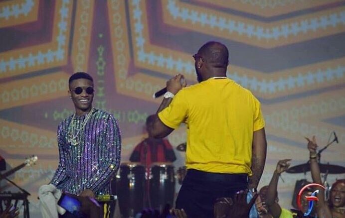 'I love you bro' - Davido reacts to Wizkid bringing him out on stage at his concert... Wizkid replies!