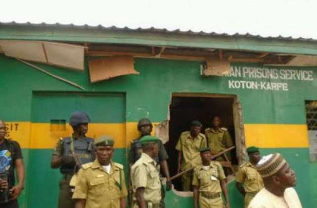 14 Out Of 47 'Dangerous' Inmates Who Escaped From Ikot Ekpene Prison Recaptured