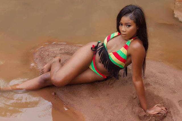 Nigerian Lady declares herself Commisioner of Slay queens and sexiness