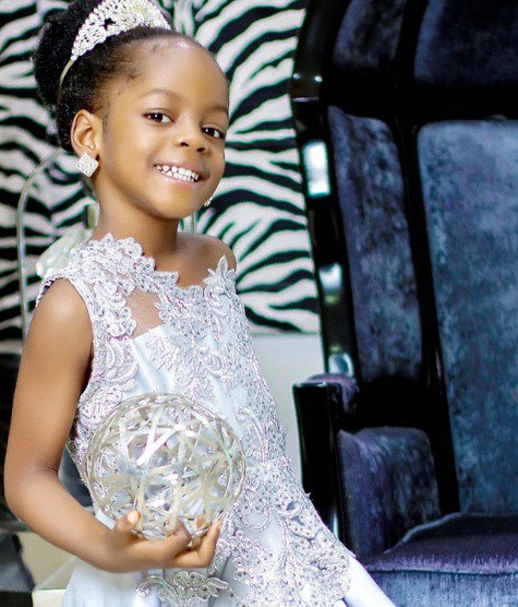 Uche Ogbodo shares beautiful photos of herself and her daughter in matching outfits