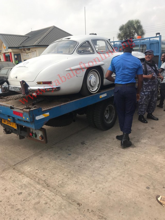 Ghana customs intercept two $1.8m car being smuggled into the country (photos)