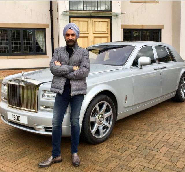 Meet Billionaire who matches the color of his turban with a matching Rolls Royce