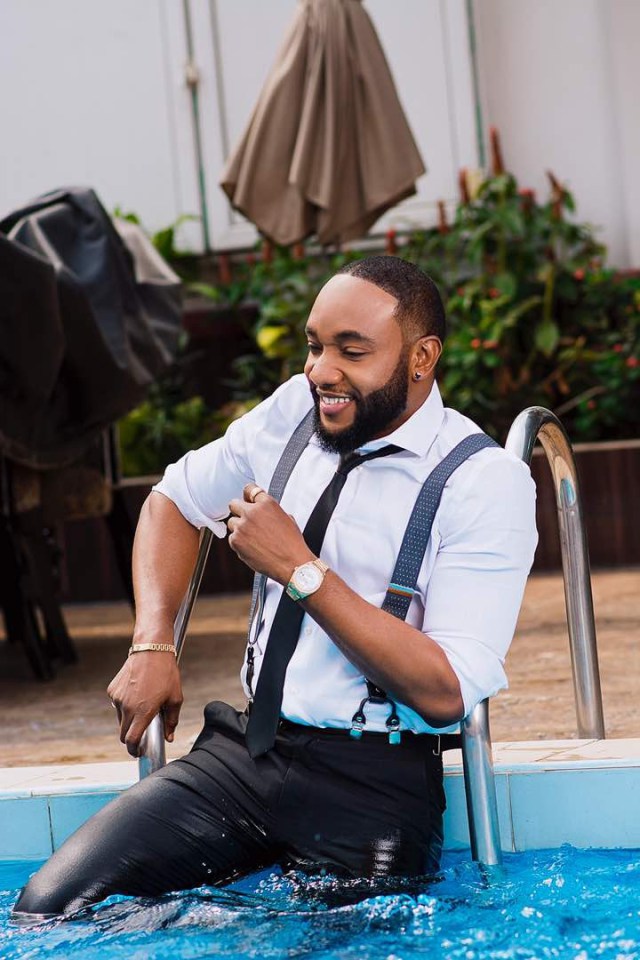 Kcee cuts off his signature dreads, rocks clean haircut