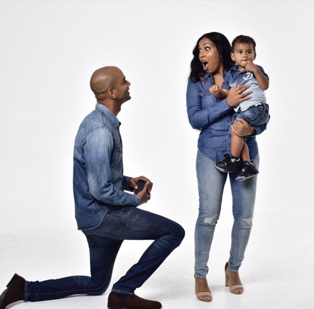 He Proposed During Their Photoshoot And Her Reaction Is So Cute (pictures)