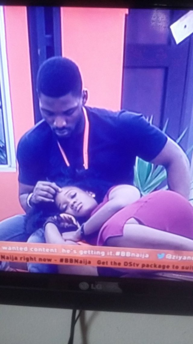 Twitter Nigeria reacts to video of Tobi accusing Cee-C of hand grabbing his d*ck under the duvet (Screenshots)