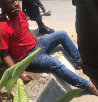 Tragedy averted as epileptic Taxify driver suffers seizure at top speed in Lagos