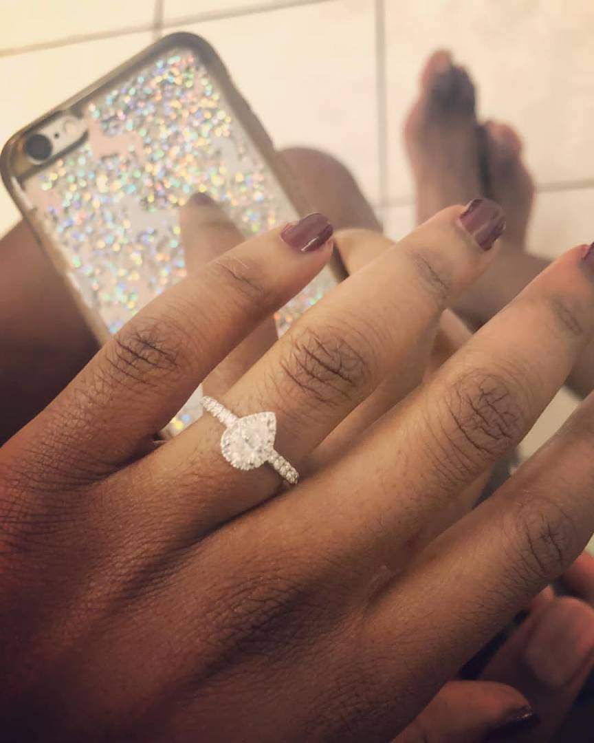 Nigerian man proposes to his girlfriend of 11 years in Santorini