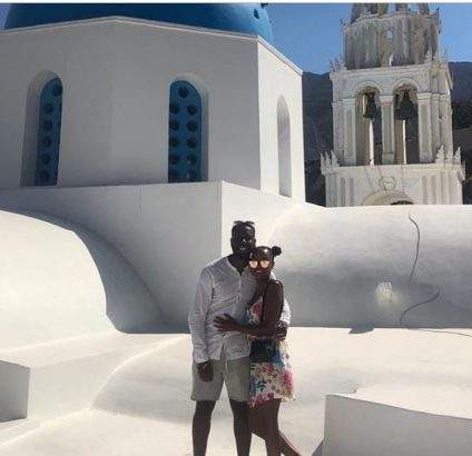 Nigerian man proposes to his girlfriend of 11 years in Santorini