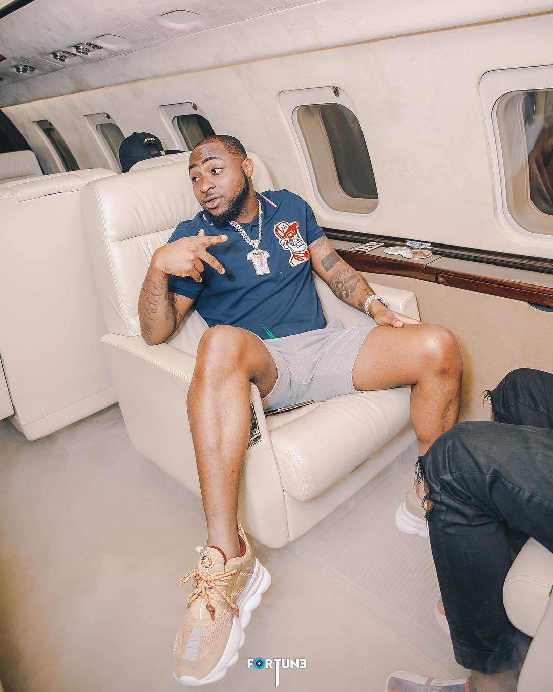 New report claims that Davido is allegedly dating & 'servicing' Ghanaian TV Presenter, Serwaa Amihere secretly