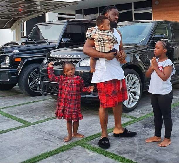 Singer Timaya spends quality time with his children (Photo)