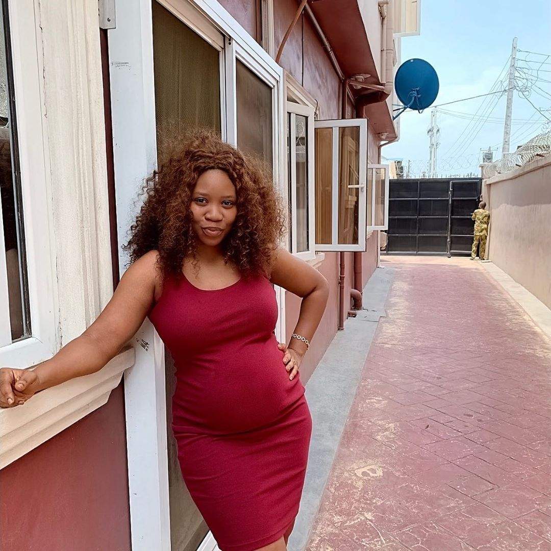 Wumi Toriola slams people advising her to stop flaunting her baby bump on social media