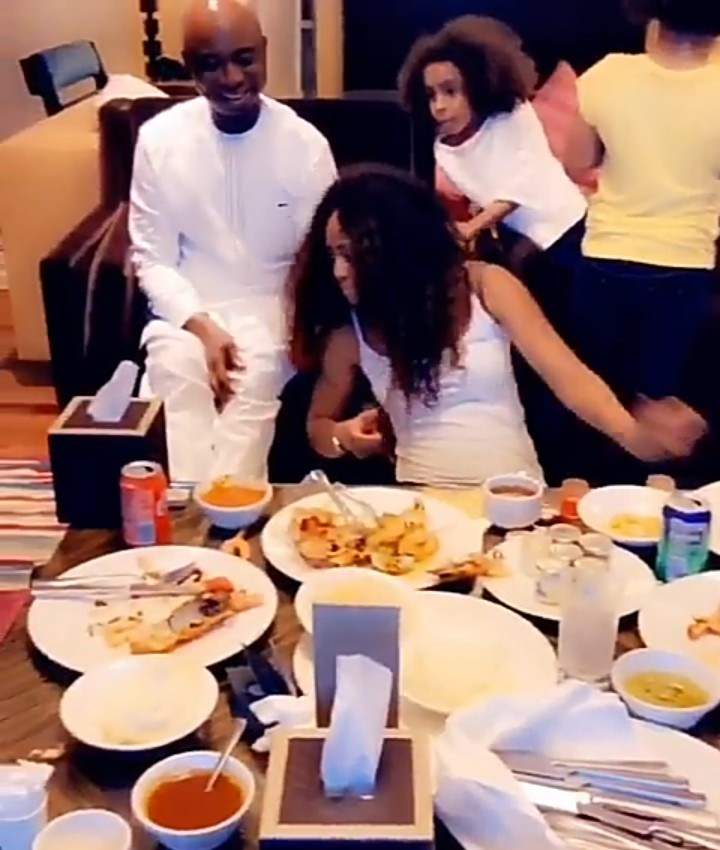 Ned Nwoko tickles Regina Daniels as they enjoy breakfast with his kids (Video)