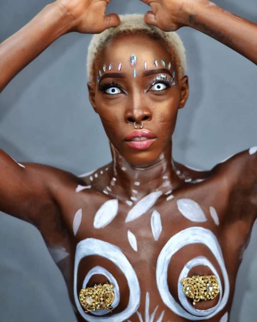 "I will not change for no one" - Model Adetutu says as she poses naked (photos)