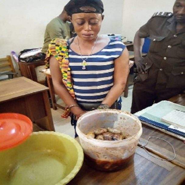 Lady smuggling tramadol and weed in stew for her jailed boyfriend arrested in Ghana