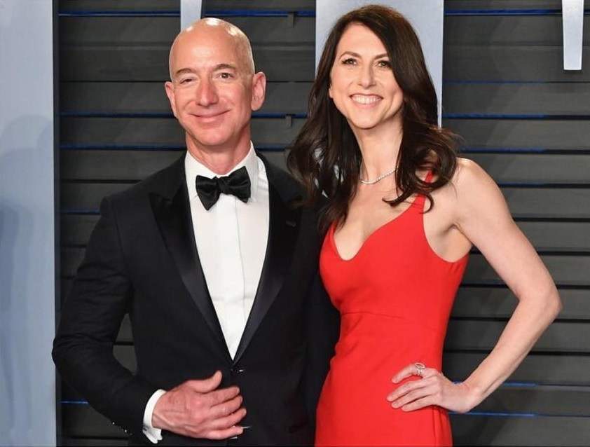 Jeff Bezos divorcing his wife of 25 years