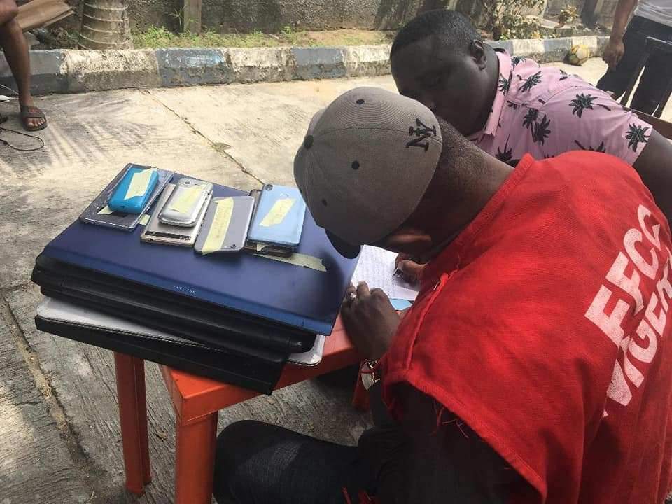 Laptops, Car Recovered As Five Yahoo Boys Are Arrested In Port-Harcourt.