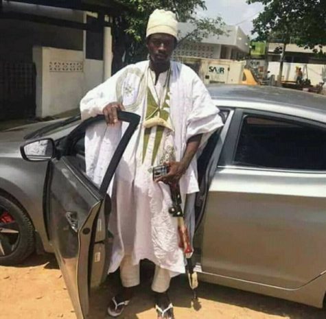 Nigerian Native Doctor From Ogun State Poses With Dollars And Other Foreign Currencies (Photos)