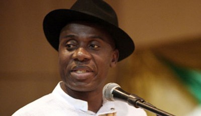 Minister of Transport, Amaechi Sacks Managers, Porters, Ticket Officials at Abuja Railway Station