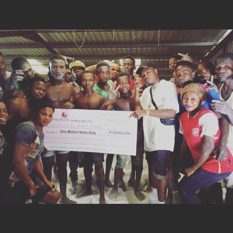 Olamide Gives Winner of His #WoChallenge 1 Million Naira (Photos)