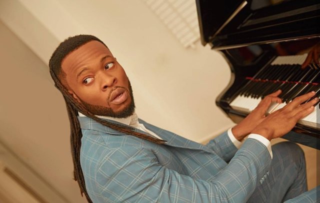 Nigerians Come For Flavour, Warns Him Not To Go After The New MBGN 2017.