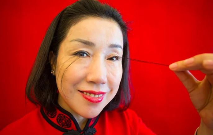 Meet Woman With The Longest Eyelashes In The World (Photos)