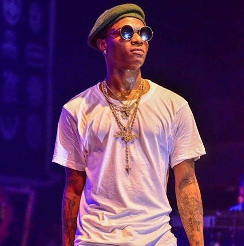 Wizkid finally breaks silence on not attending any of Banky W's wedding