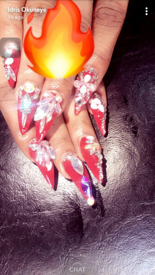 'I Roll With Billionaires Not Stingy Yahoo Boys' - Bobrisky Boasts As He Shows Off His Expensive Nails.