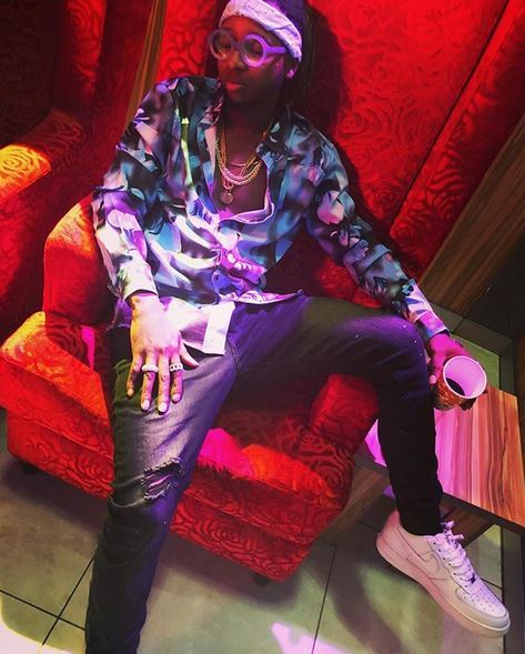Yung6ix - 'Davido has set the record, every man must work hard for his woman'