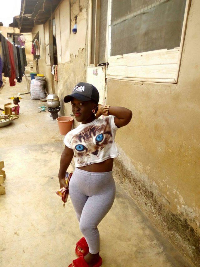 'Bae came to visit me at work' - Ghanaian Lady shares loved up photos with her bae