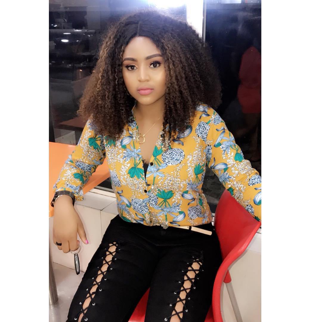 Regina Daniels shows off sleek shaku-shaku moves (video)