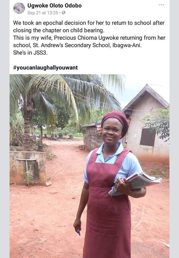 Photo: Nigerian woman returns to Secondary school after child bearing