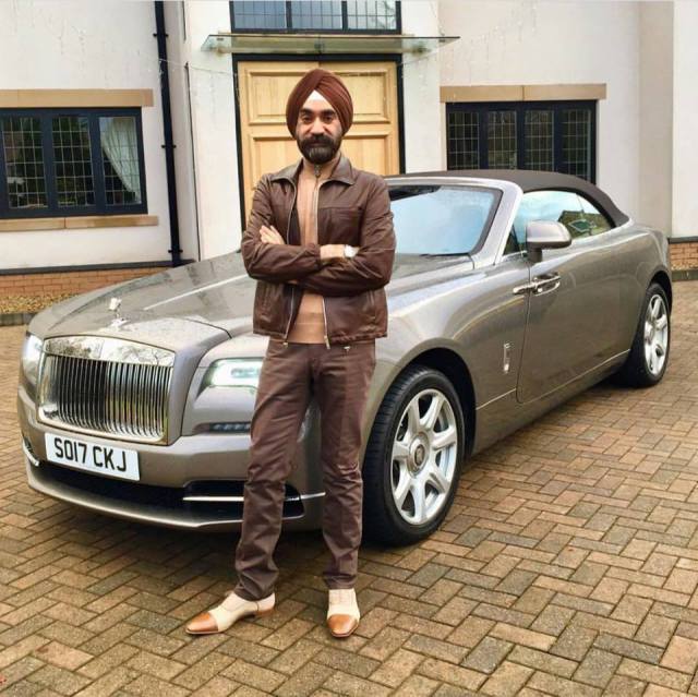 Meet Billionaire who matches the color of his turban with a matching Rolls Royce