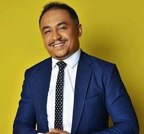 "Giving all your January salary to pastor as first fruit is fraudulent, foolish & sinful" - Freeze, Omotola Jalade reacts