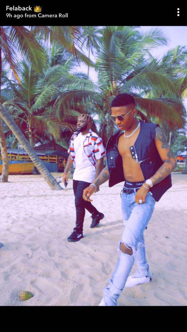 Wizkid shows off 'six packs' in new photos