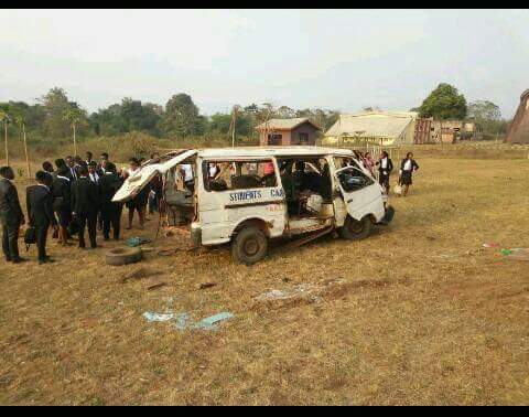 Two students of Ambrose Ali University Ekpoma killed in bus accident inside the campus