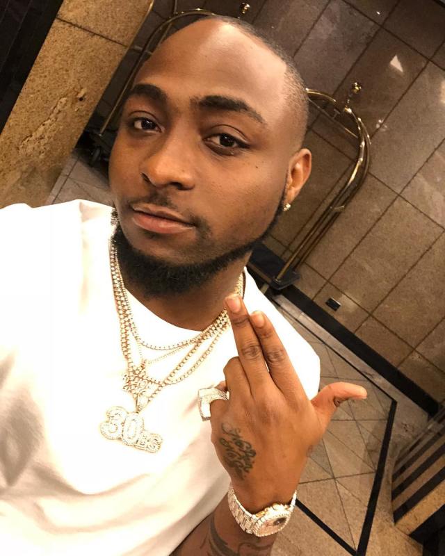 Davido Shows Off The Number 1 Woman In His Life.