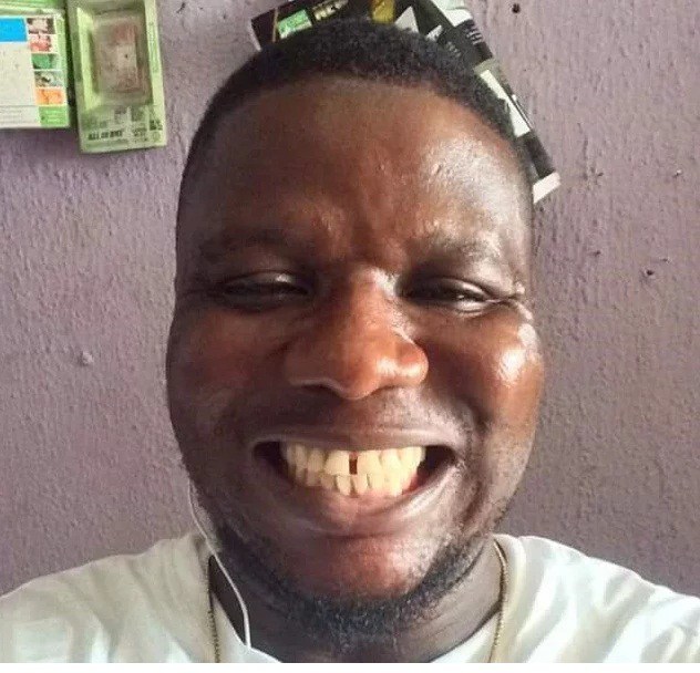 Hey Ladies, this Nigerian man is looking for a life partner; says he will give her iPhoneX and Corolla car as wedding gifts.