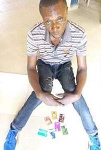 Police arrests man who specializes in duping bank customers at the ATM (Photos)