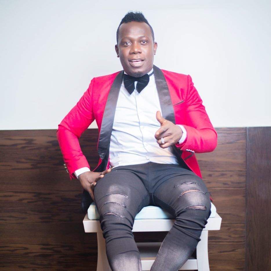 Duncan Mighty gifts an elderly woman a brand new Camry car