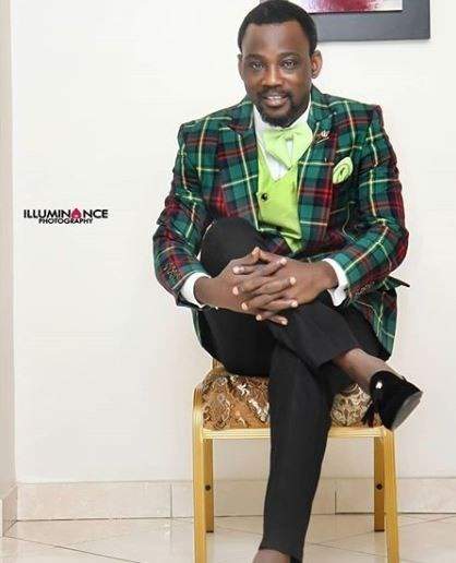 Fuji musician, Pasuma Alabi celebrates 51st birthday with new photos.