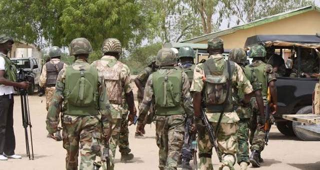 Nigerian soldiers on escort duty flee with VIP's millions, desert army.