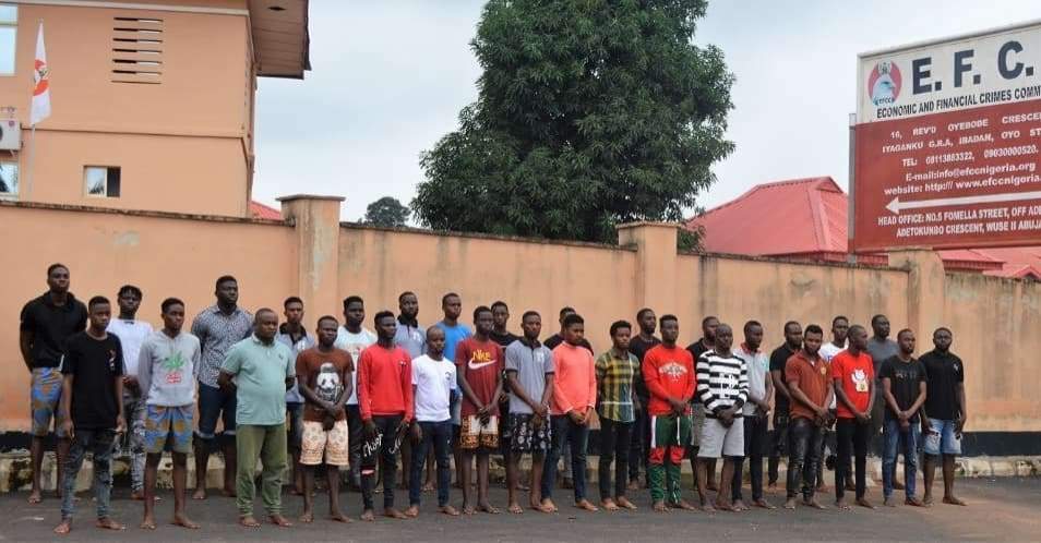 EFCC Arrests 30 Suspected Yahoo Boys in Ado-Ekiti