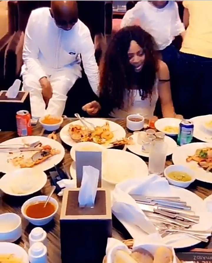 Ned Nwoko tickles Regina Daniels as they enjoy breakfast with his kids (Video)