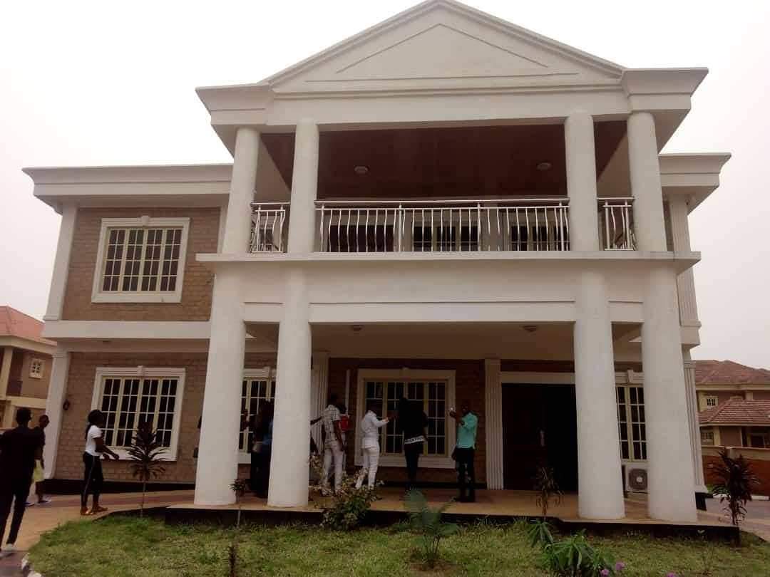 Comedian Akpororo acquires another mansion in Lagos