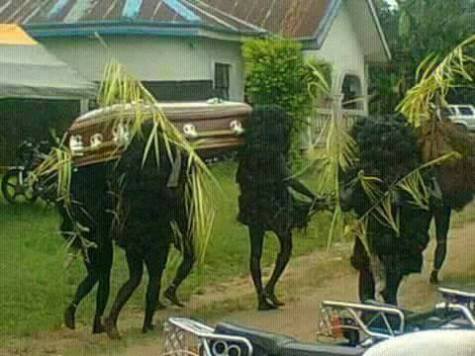 Masquerade Killed By A Hit-and-run Driver Iin Akwa Ibom State, Buried By His Maquerade Colleagues